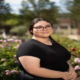 Andrea Calderon '28