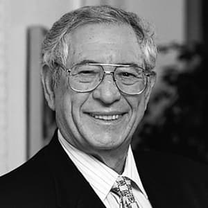 Portrait of Dr. Robert E. “Bob” Fischell ’53, ’96