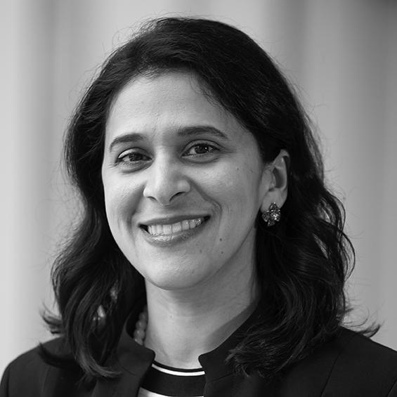 Portrait of Ruchi Mehta Ph.D. ’00